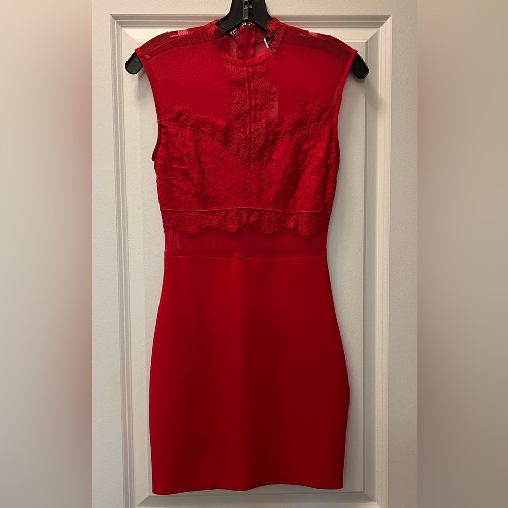 NWT WINDSOR Lace Mini Dress-Red